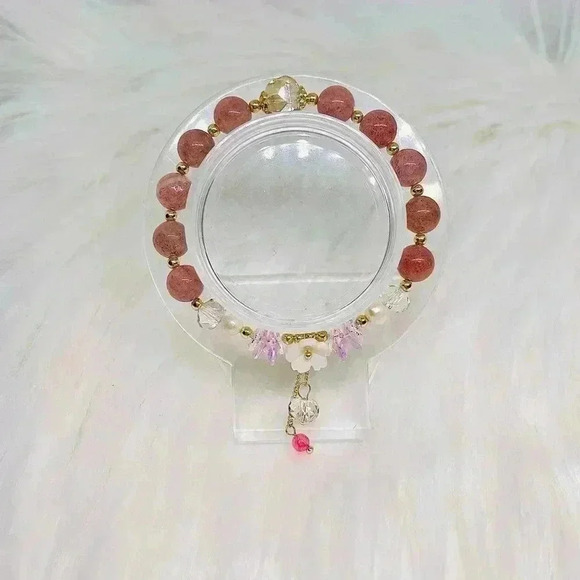 Lily Crystal Crystal Bracelet - Picture 1 of 8